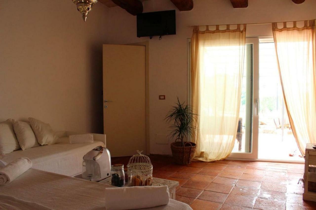 Boutique De Charme Self Check-In - Accesso Autonomo Hotel Alghero Bagian luar foto