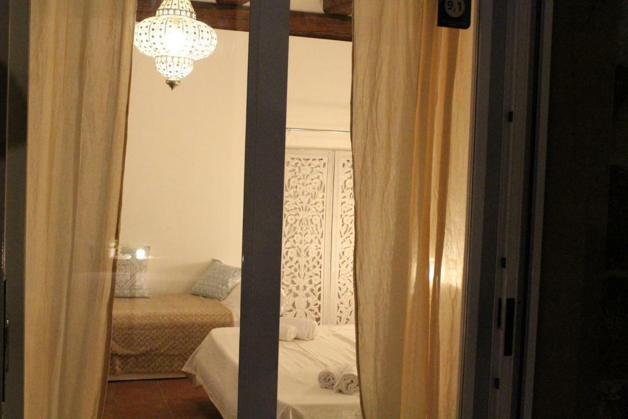 Boutique De Charme Self Check-In - Accesso Autonomo Hotel Alghero Bagian luar foto